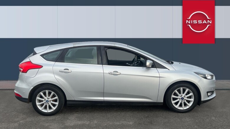 Ford Focus 1.5 TDCi 120 Titanium 5dr Diesel Hatchback